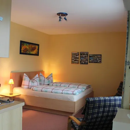 Doppelzimmer Sonnenblume Διαμέρισμα Ostseebad Kühlungsborn