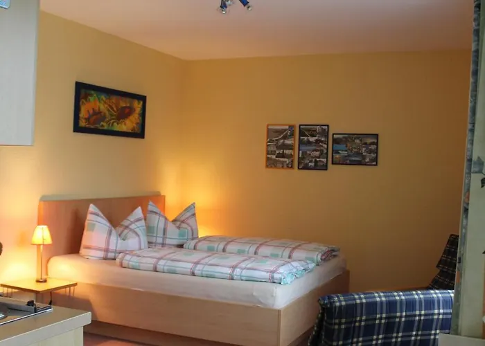 Doppelzimmer Sonnenblume Apartment Kuehlungsborn